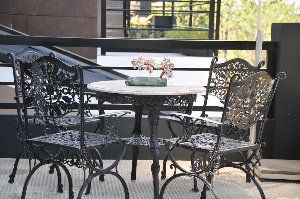 אנטיפולו Date & Dine Resort מראה חיצוני תמונה