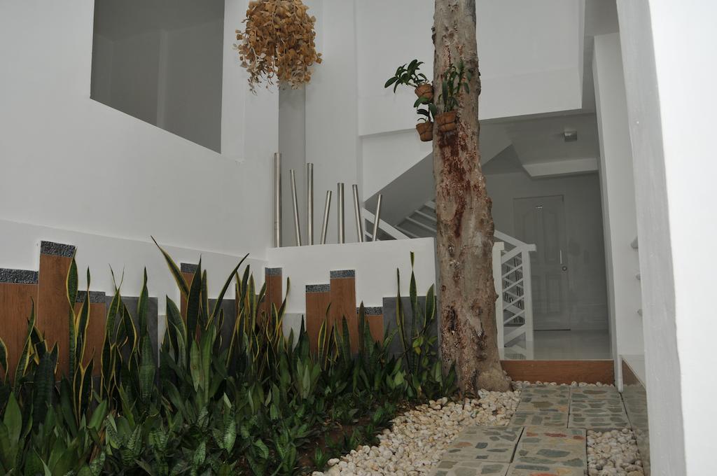 אנטיפולו Date & Dine Resort מראה חיצוני תמונה