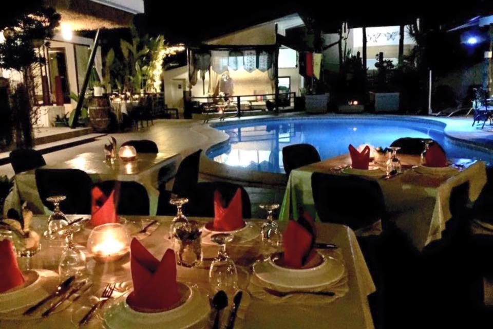 אנטיפולו Date & Dine Resort מראה חיצוני תמונה
