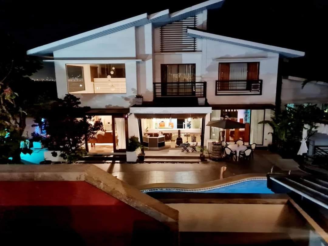 אנטיפולו Date & Dine Resort מראה חיצוני תמונה
