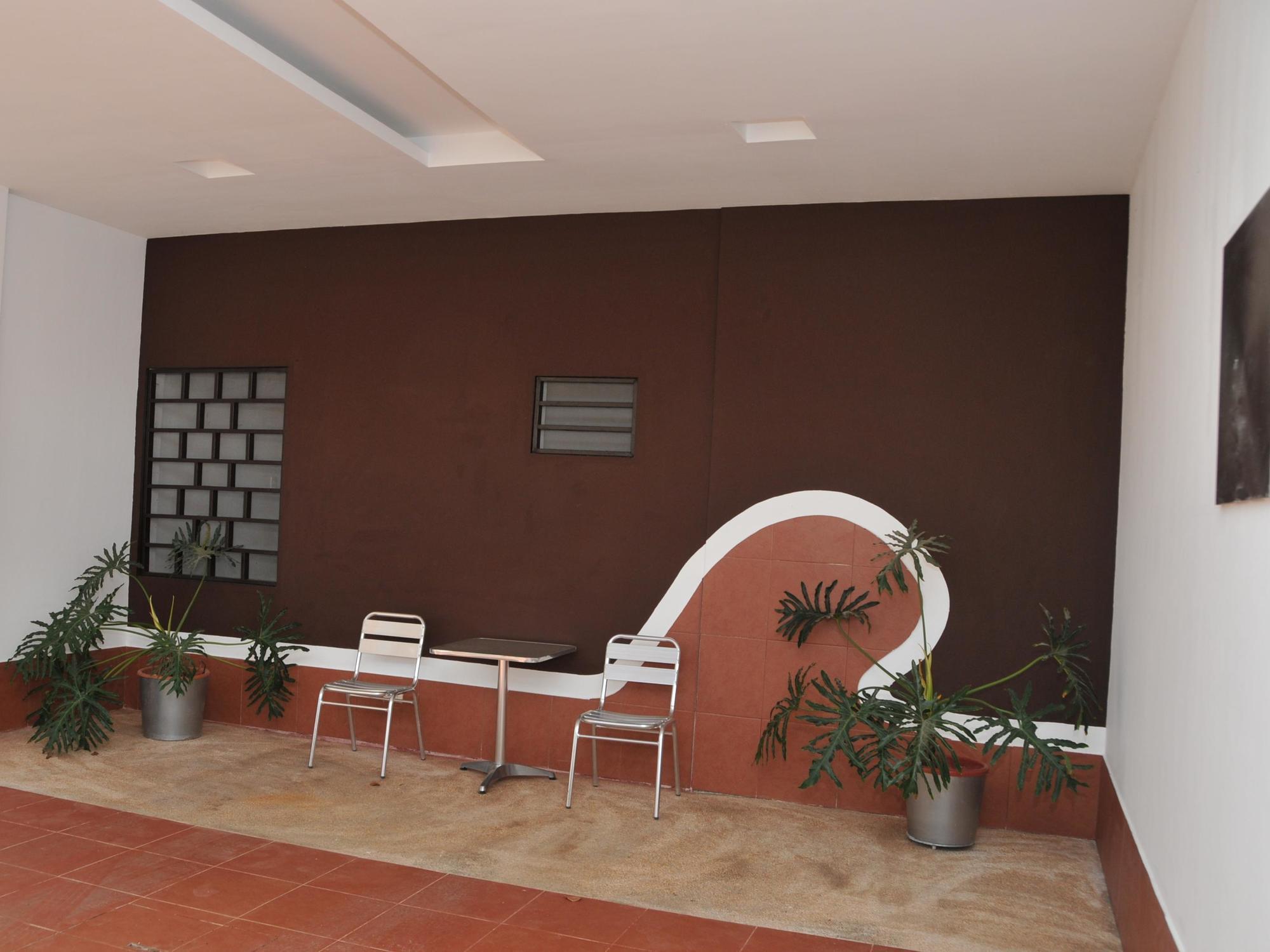 אנטיפולו Date & Dine Resort מראה חיצוני תמונה